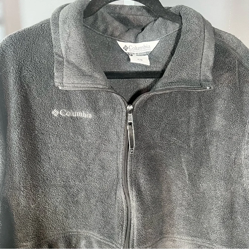 Columbia vest. Size XL. - Picture 9 of 16